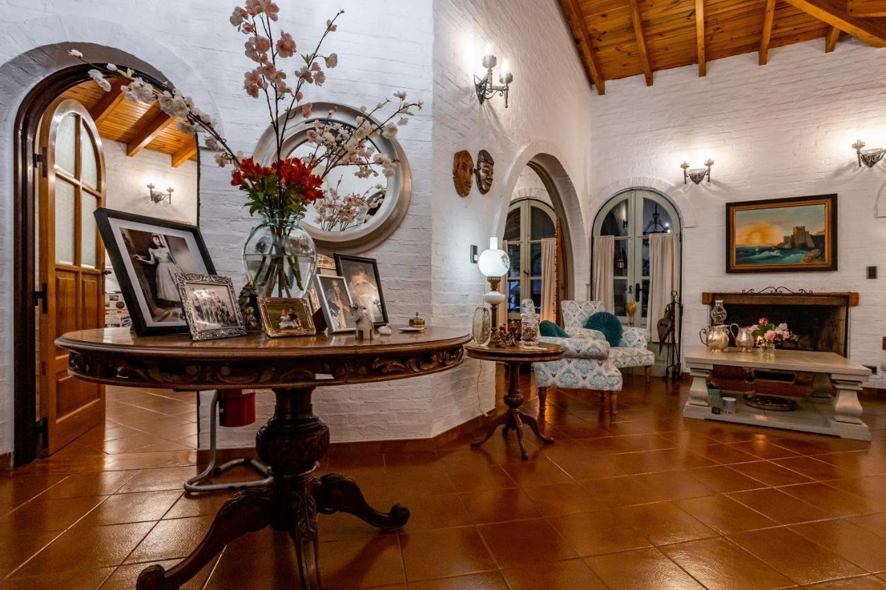 Casona La Chiquita Hotel Chacras de Coria Luaran gambar
